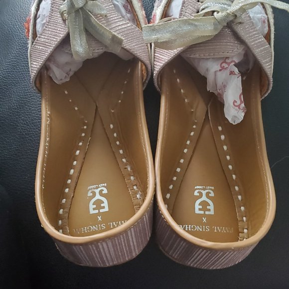 Fizzy gobley Payal Singhal - Picture 3 of 3